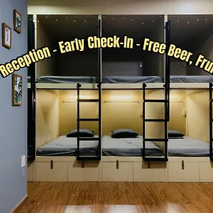 Jungle Dorm Нячанг